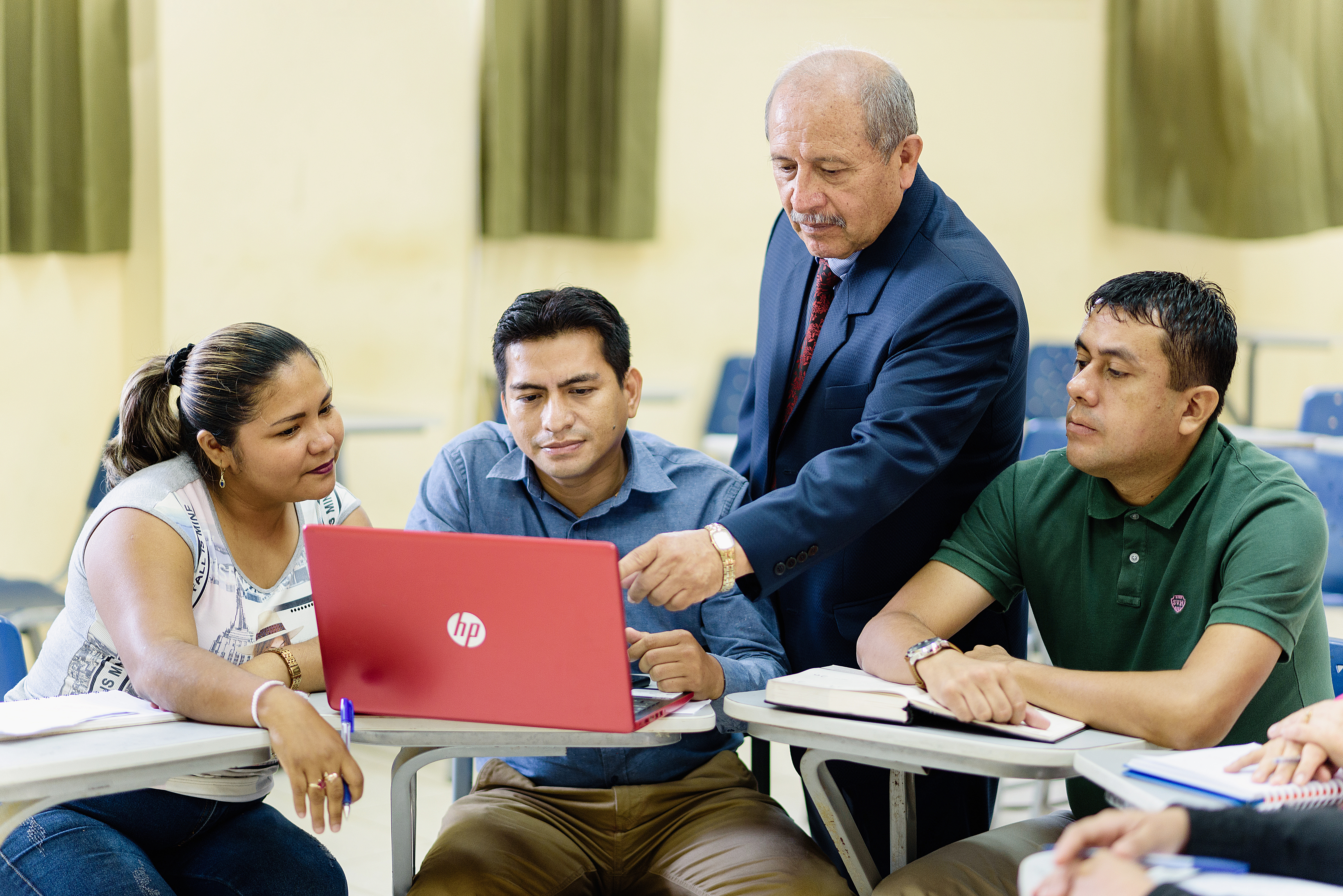 Escuela de Posgrado de la Universidad Nacional de Tumbes